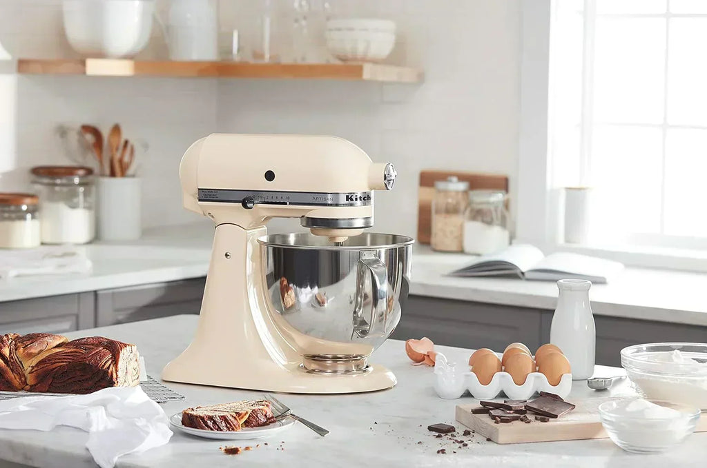 KitchenAid Artisan 5-Quart Tilt-Head Stand Mixer with Pour Flap wourant