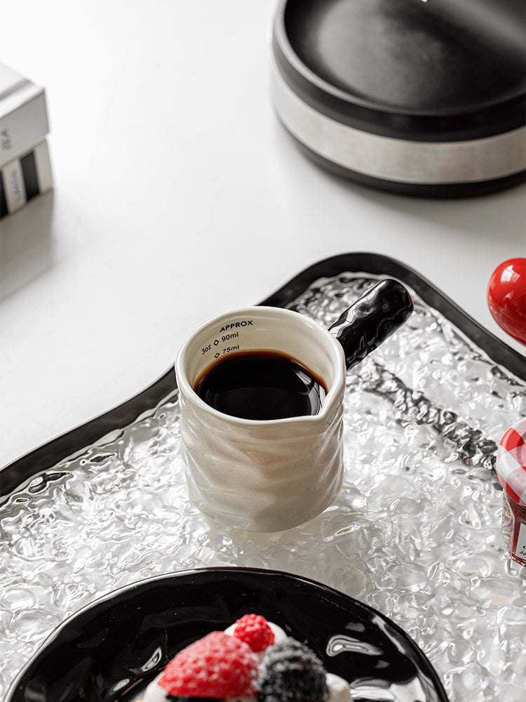 Hochwertiger Espresso-Messbecher aus Keramik mit Skala für Milch wourant