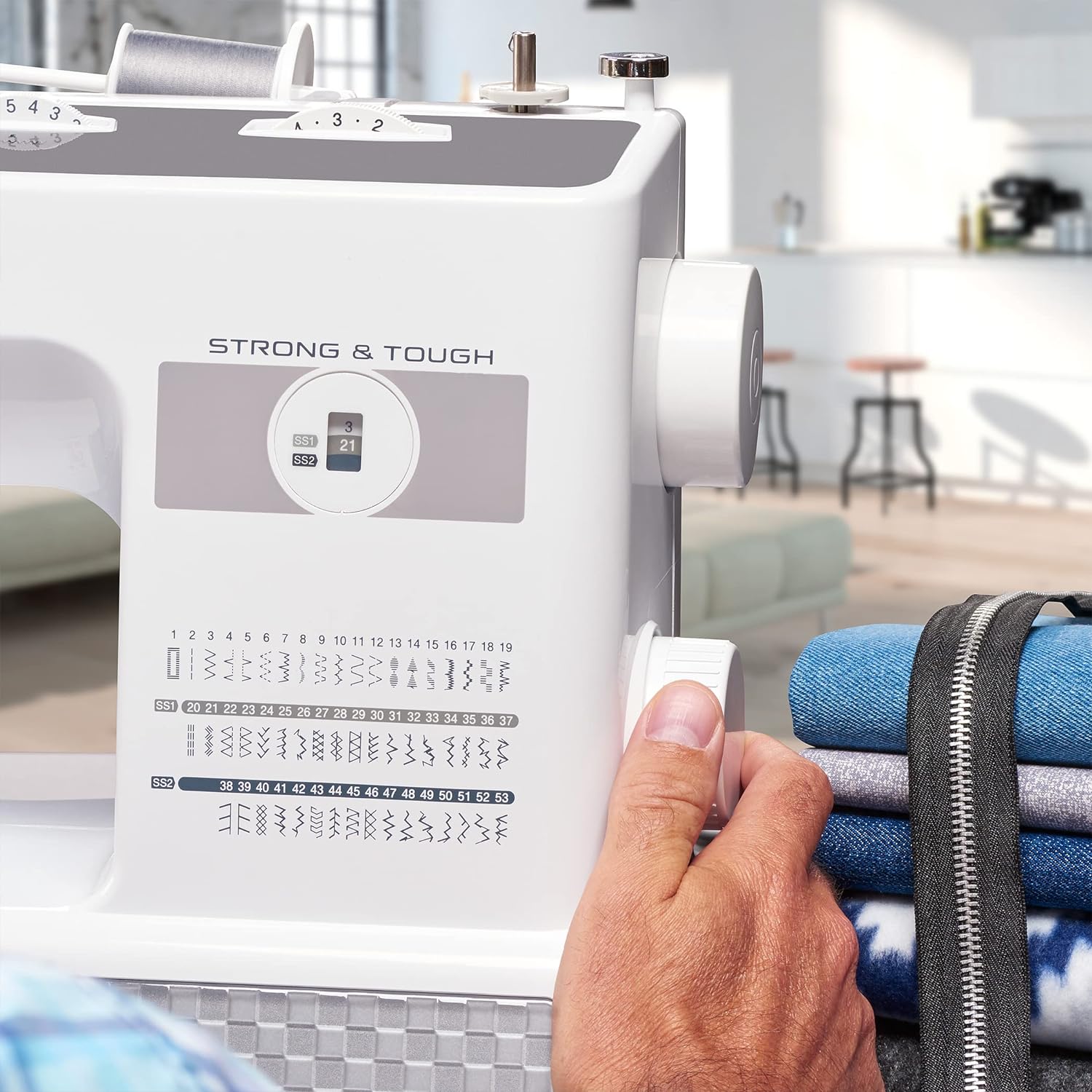 Sewing Machine, Strong Tough 37 Built-in Stitches Free Arm Option 6 Included Feet wourant
