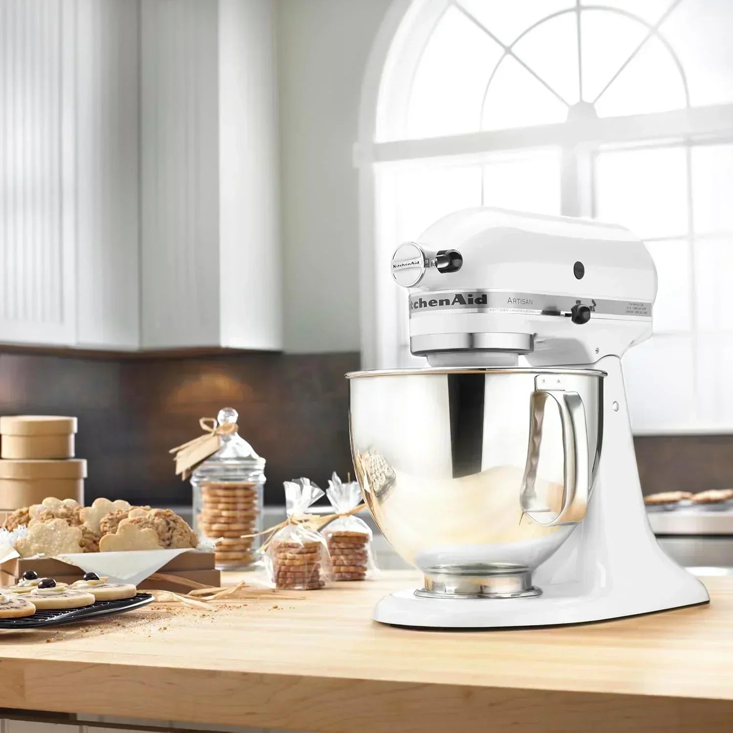 KitchenAid Artisan 5-Quart Tilt-Head Stand Mixer with Pour Flap wourant