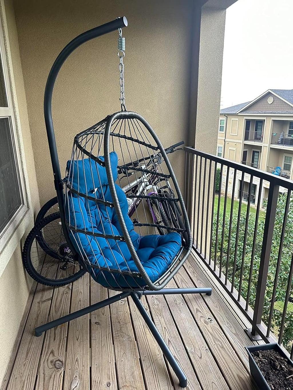 Yechen Indoor Outdoor Egg Hanging Chair Stand Patio Wicker Swing Egg Chair Swinging Chair wourant