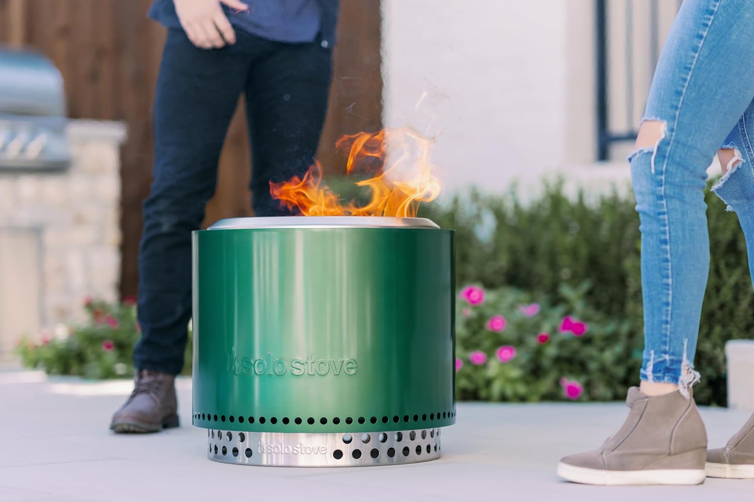 Solo Stove Bonfire 2.0 with Stand, 19.5 Inch Smokeless Fire Pit with Removable Ash Pan - Portable Outdoor Fire Pit - Stainless Steel Wood Burning Fireplace, Ideal for 4-6 People, 21.75 lbs wourant