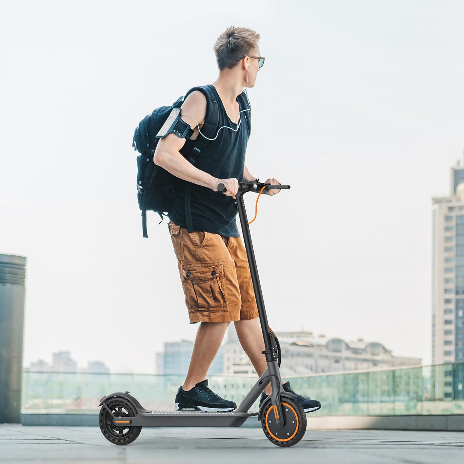 Electric Scooter, 350W/500W Powerful Motor, 8.5"/10" Solid Tires, 19/22Mph, 28/21/12 Miles Range,Dual Braking wourant