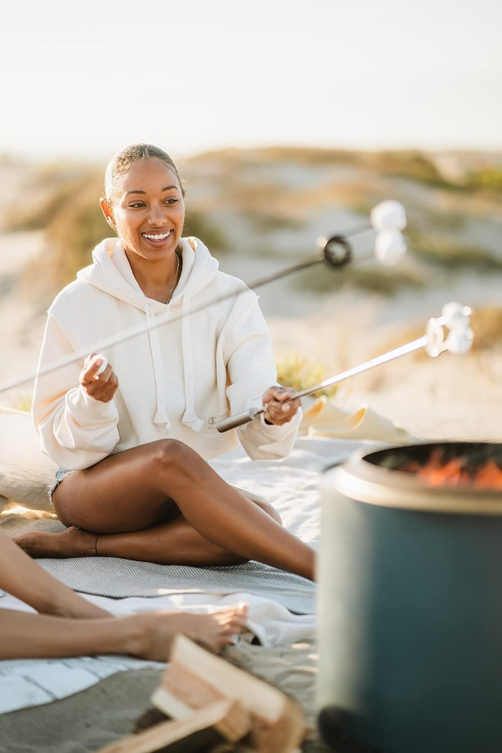 Solo Stove Bonfire 2.0 with Stand, 19.5 Inch Smokeless Fire Pit with Removable Ash Pan - Portable Outdoor Fire Pit - Stainless Steel Wood Burning Fireplace, Ideal for 4-6 People, 21.75 lbs wourant