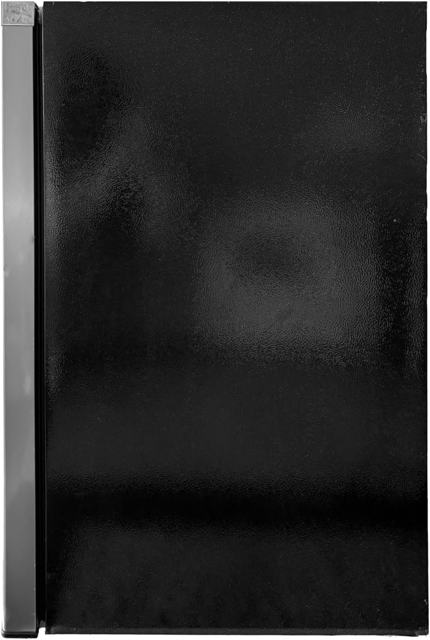 Frigidaire Upright Freezer 6.5 cu. ft. Deep Freeze Vinyl Coated Metal Wire Shelving Compact wourant