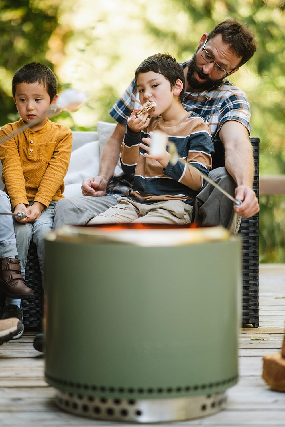 Solo Stove Bonfire 2.0 with Stand, 19.5 Inch Smokeless Fire Pit with Removable Ash Pan - Portable Outdoor Fire Pit - Stainless Steel Wood Burning Fireplace, Ideal for 4-6 People, 21.75 lbs wourant
