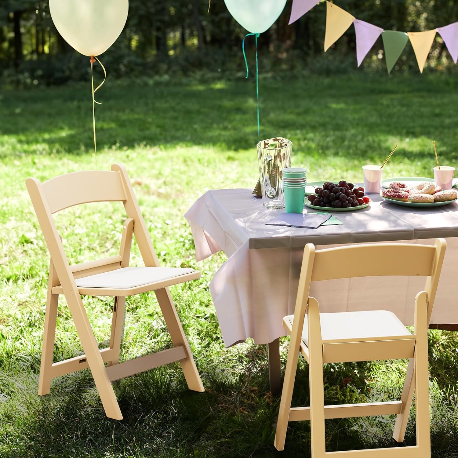 VINGLI Resin Folding Chair with Cushion Foldable Plastic Chair with Comfortable Cushioned Seat wourant