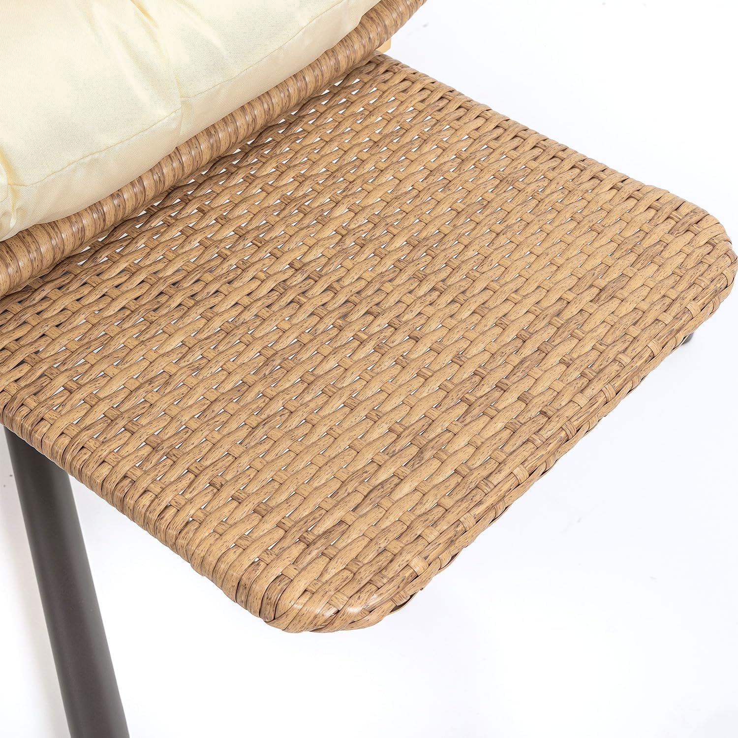 Yechen Indoor Outdoor Egg Hanging Chair Patio Wicker Swing Egg Chair Indoor Swinging Chair wourant