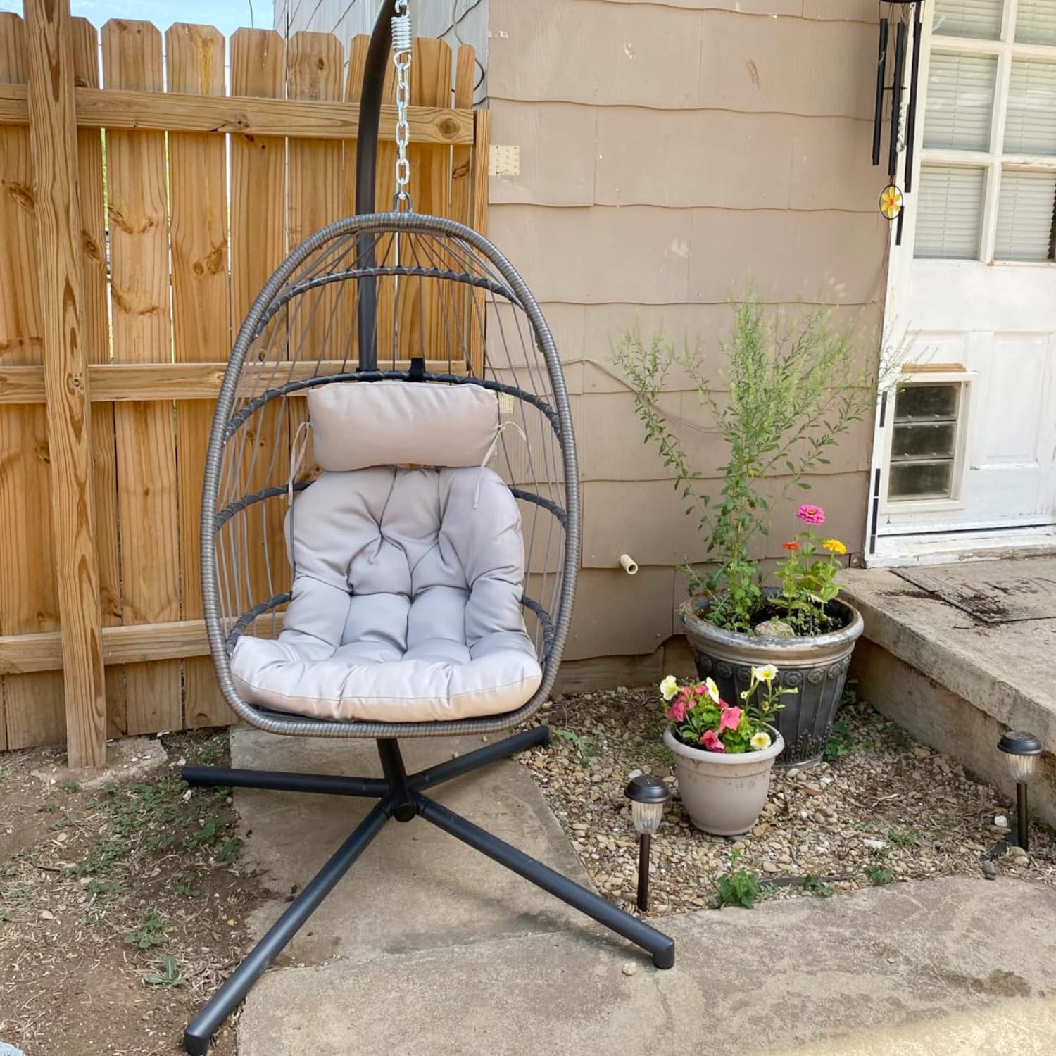 Yechen Indoor Outdoor Egg Hanging Chair Patio Wicker Swing Egg Chair Indoor Swinging Chair wourant