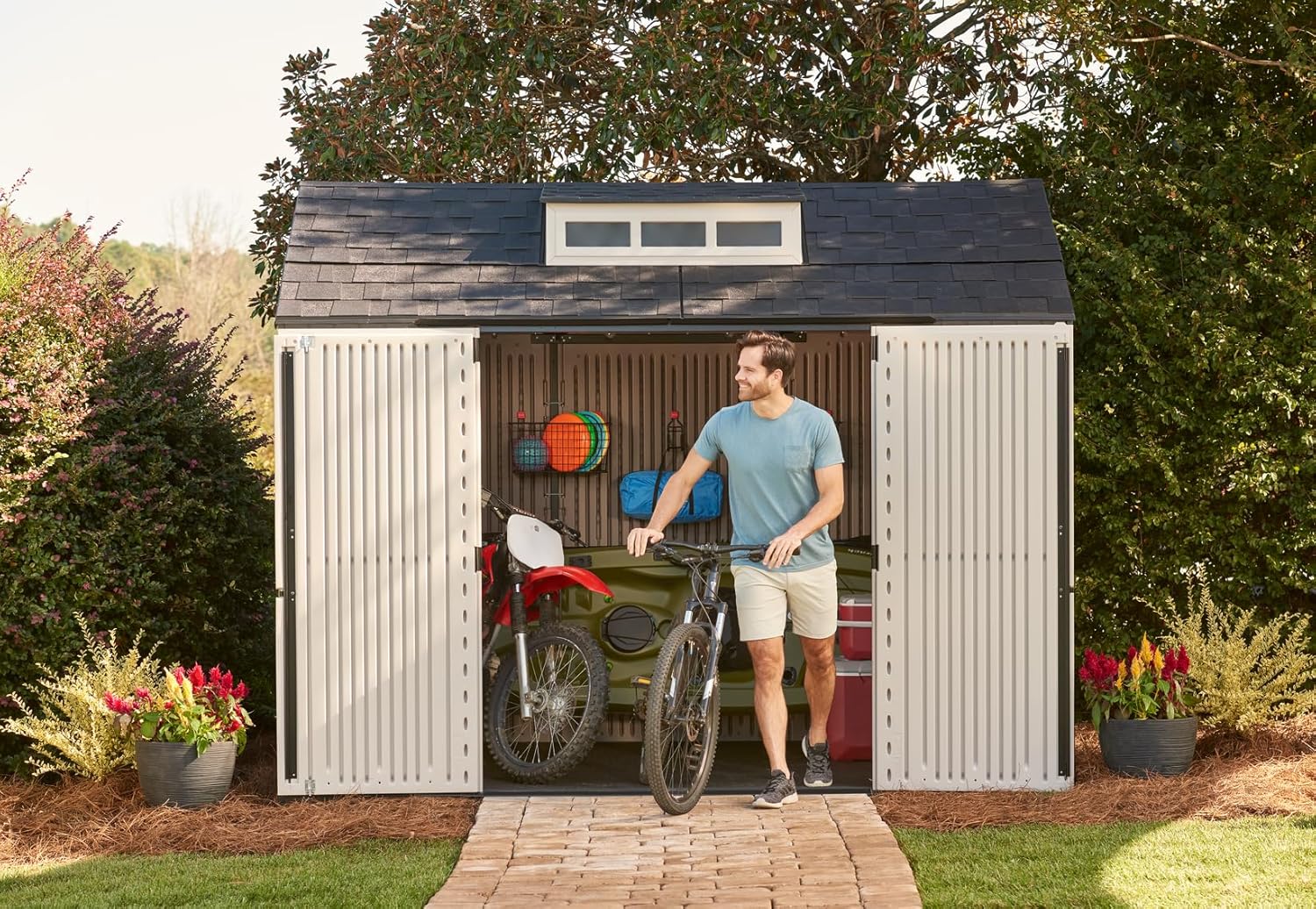 Rubbermaid Resin Outdoor Storage Shed With Floor (7 x 7 Ft) Weather Resistant Gray Organization for Home/Backyard/Garden Tools/Lawn Mower/Bike Storage/Pool Supplies wourant