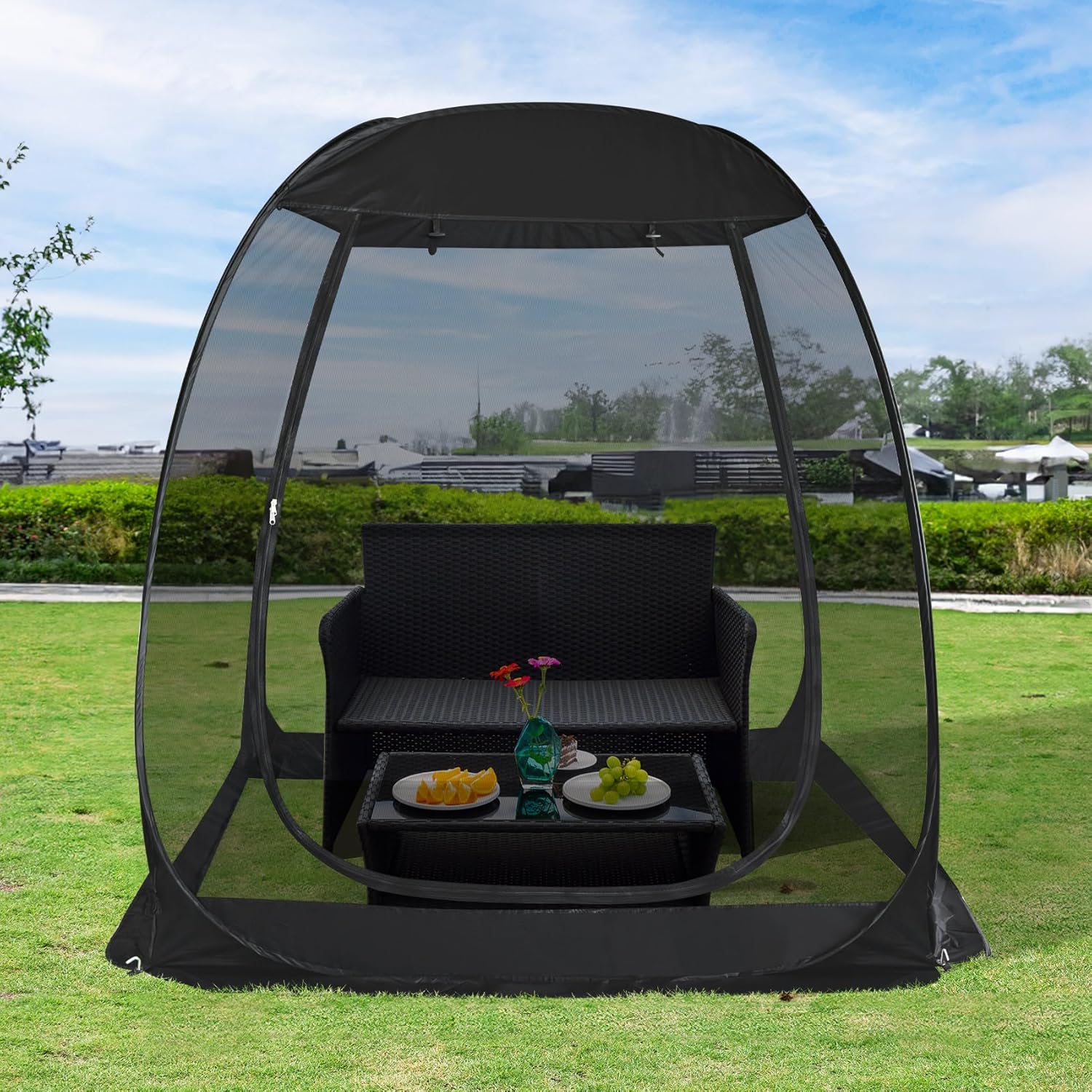 Screen gazebo, sleeps 6-10-15 people Igloo-style canopy tent with mosquito net on the sides Perfect for garden, patio, backyard wourant