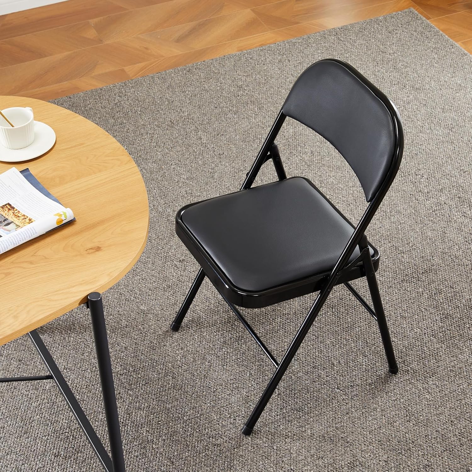 DUMOS 2 Pack Leather Padded Folding Chair, Indoor Outdoor Portable Stackable Commercial Seat wourant
