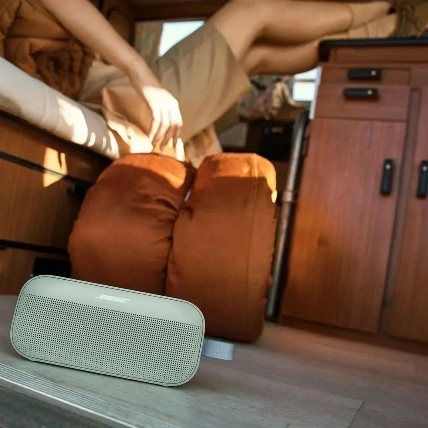 Bose SoundLink Flex Portable Bluetooth Speaker Portable Outdoor Speaker with Hi-Fi Audio wourant