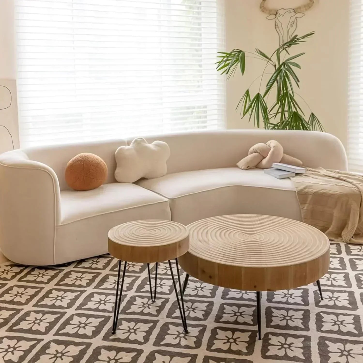 Two-Piece Modern Farmhouse Living Room Coffee Table Set Round Nesting Tables wourant